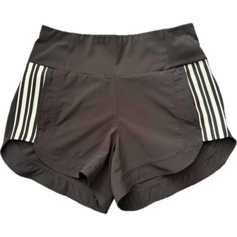 Athleta Women's “Ascender Short” Size 2 – Pocket Waistband - Like New (b9)